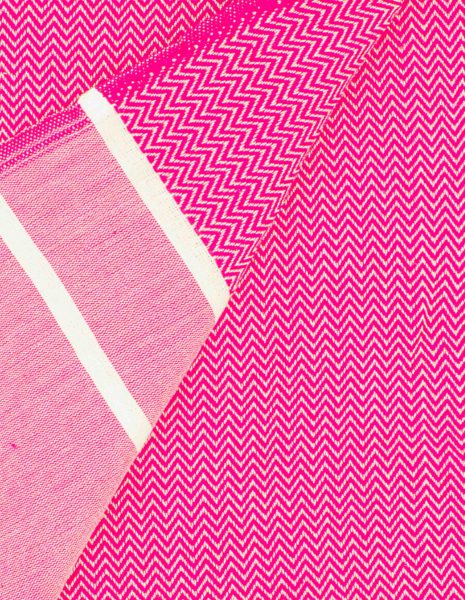 Toalla Chevron 2x1m. — Color: Fucsia