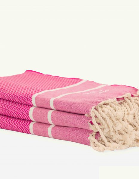 Toalla Chevron 2x1m. — Color: Fucsia