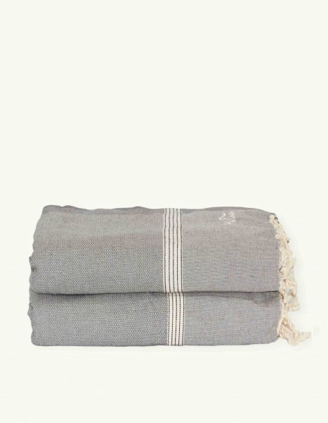 Cubrecama Natte 3x2,40m. — Color: Gris oscuro